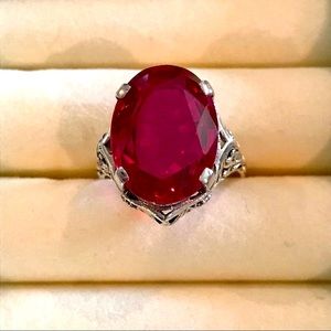 AMAZING VICTORIAN STYLE WITH FILIGREE SS RUBY RING